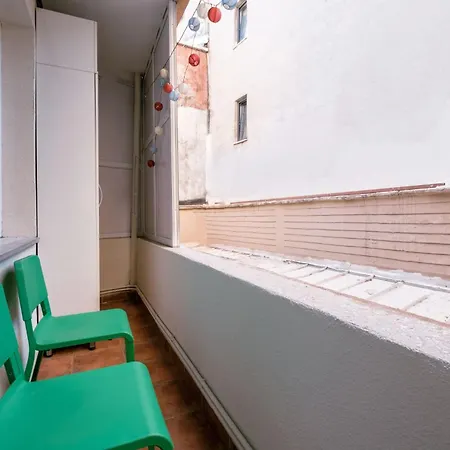 Modern Spacious Flat W Balcony 5 Min To Taksim