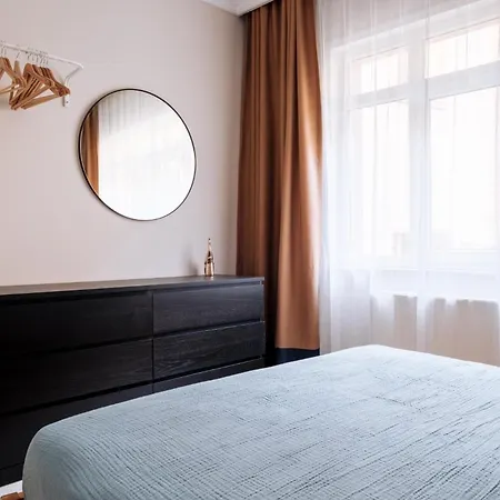 Modern Spacious Flat W Balcony 5 Min To Taksim *